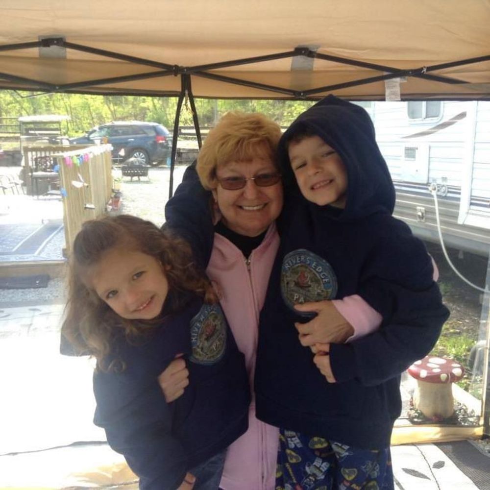 Meet your Posher, Carol